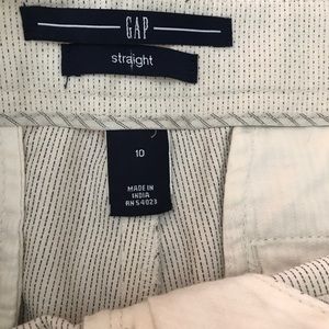 GAP shorts, size 10. Cream color.